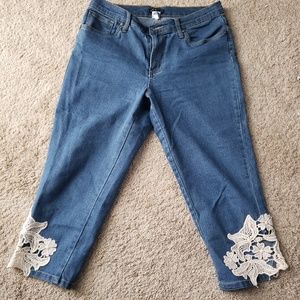 Venus cropped jeans never worn